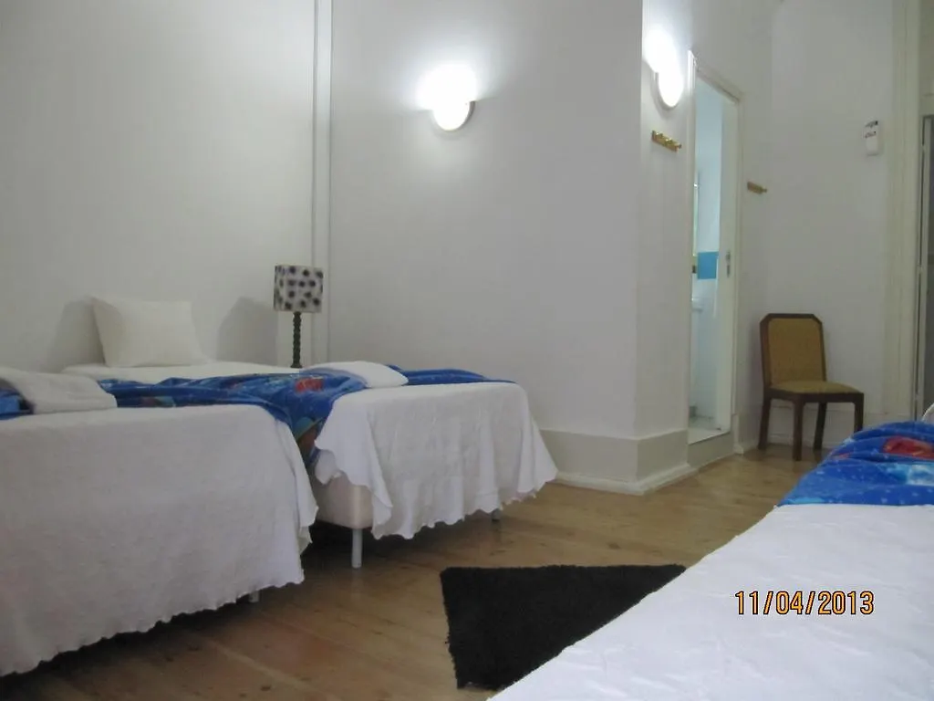 Go Hostel Lisbon 3*,